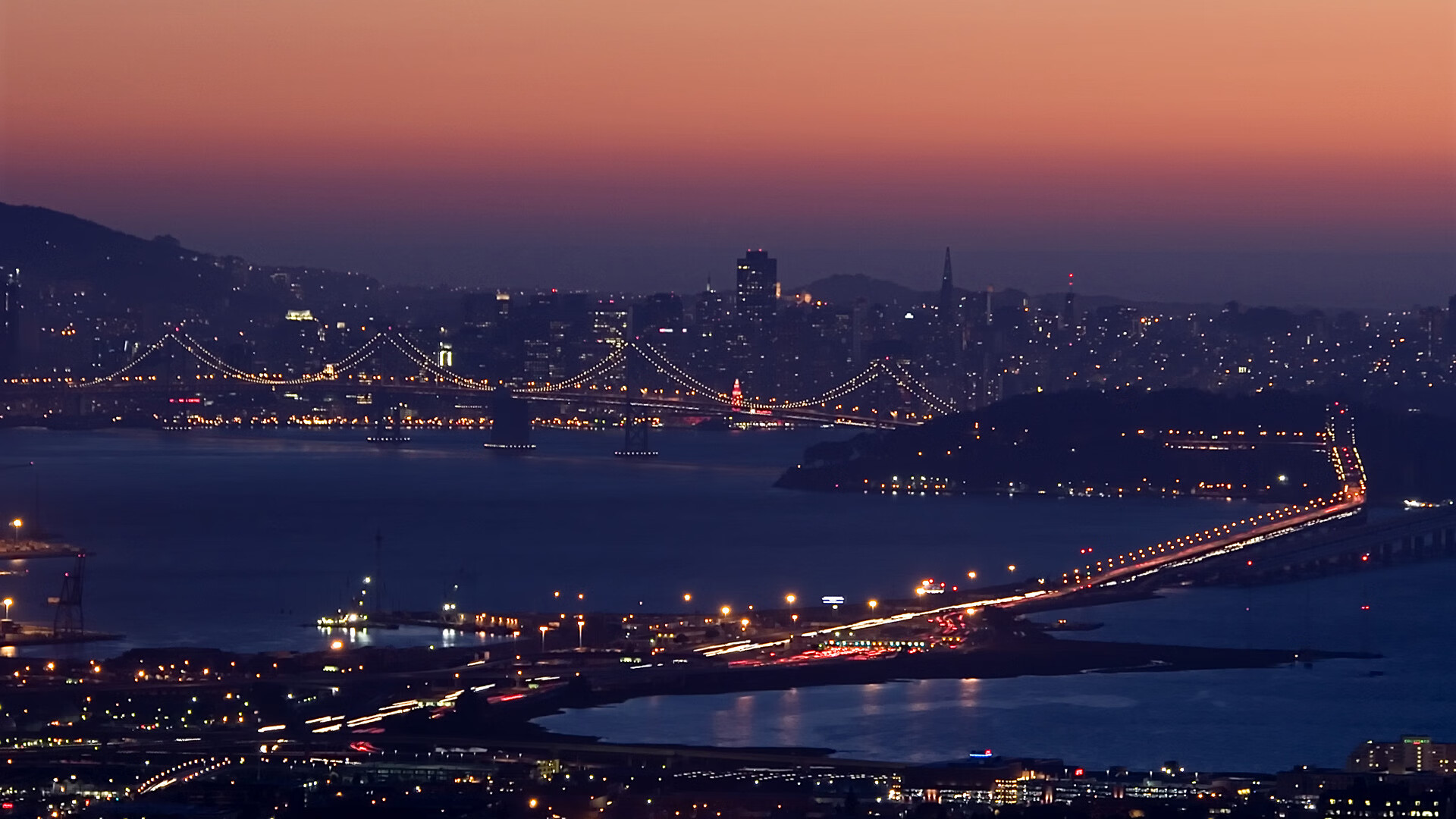 夜之独舞，当法比尼奥让F1街道赛的悬念在第一弯道终结