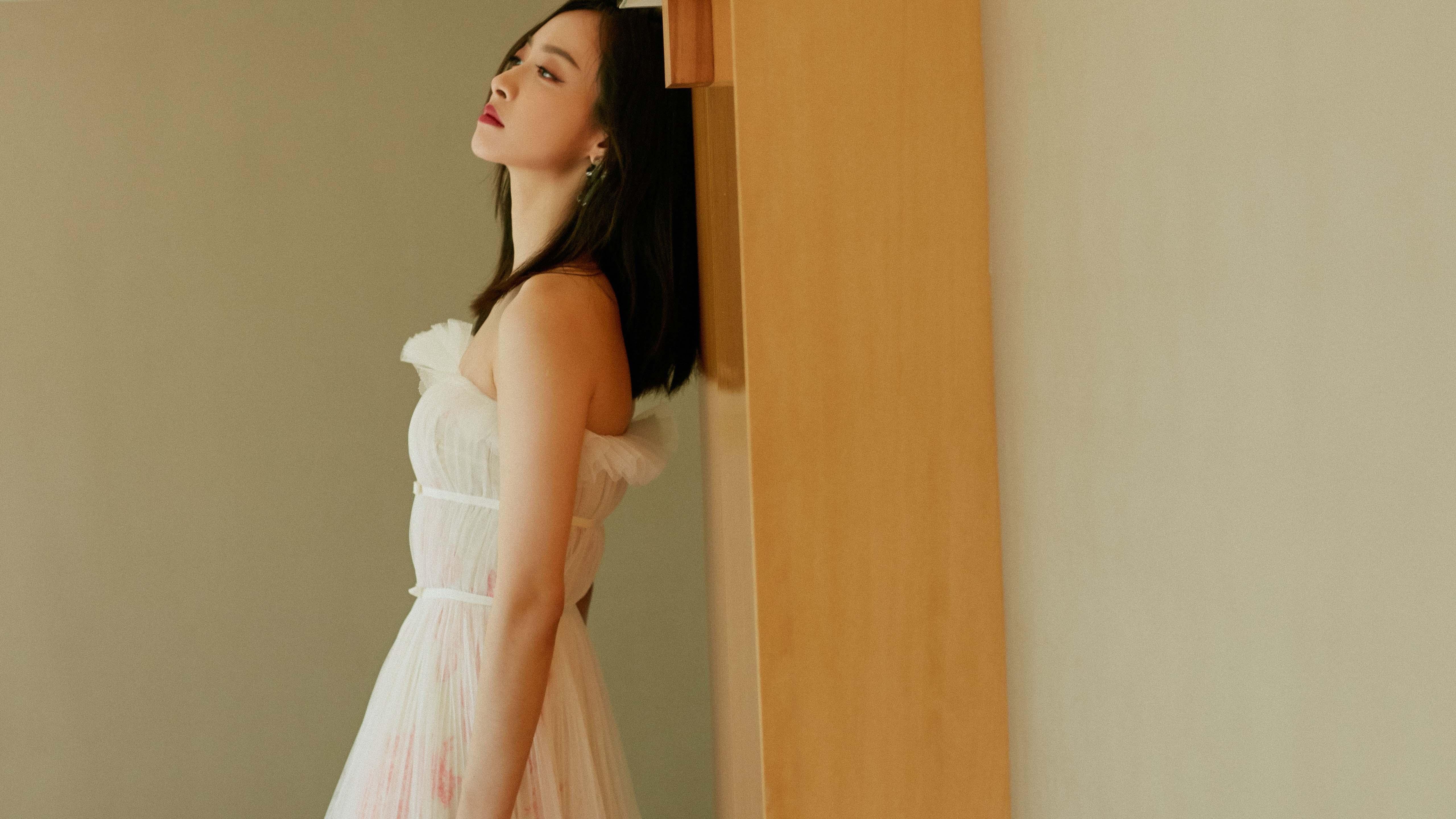 当伦纳德成为现代艺术品，尼克斯用钢铁牢笼锁死雷霆