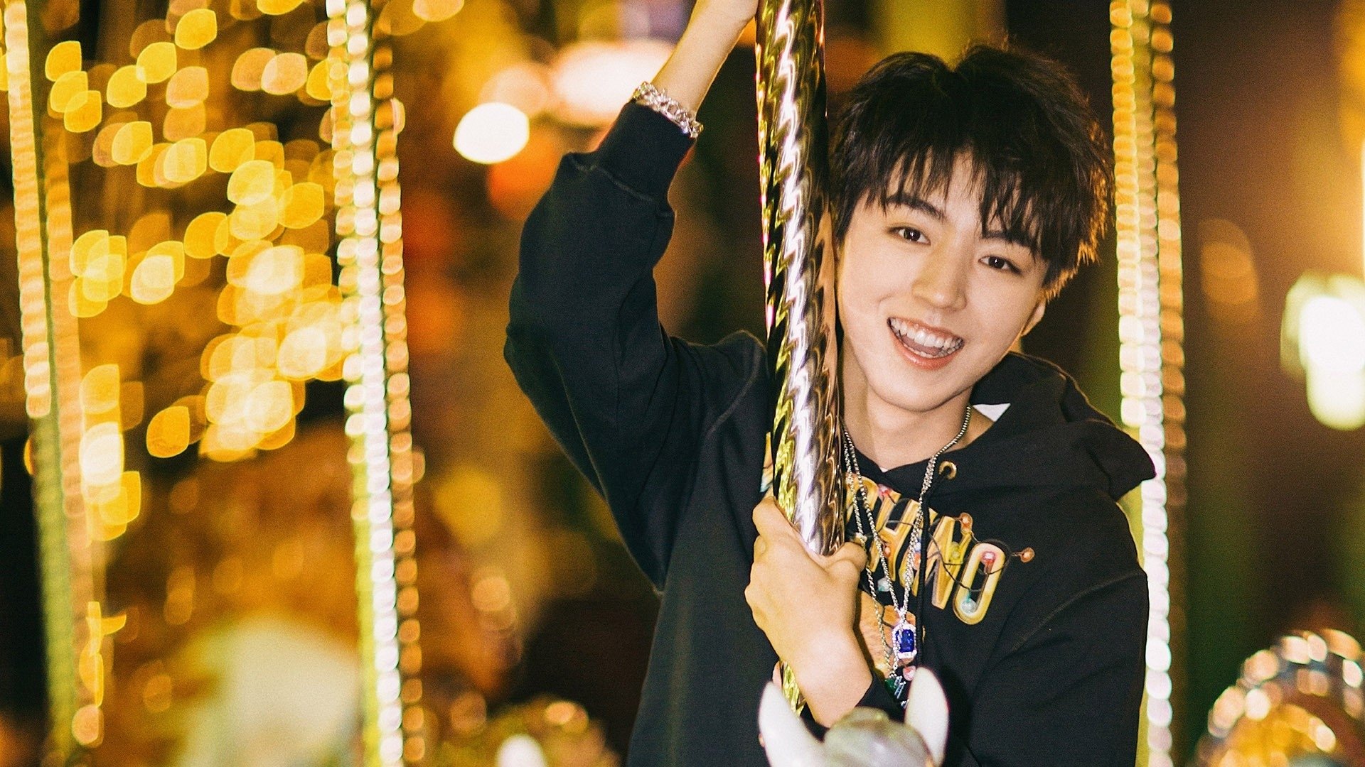 荒漠之锁与绿洲闪电，澳大利亚防线如何绞杀马竞，努涅斯撕裂黑暗